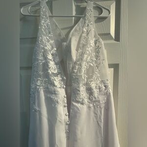 Wedding dress